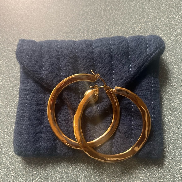 NWOT SÉZANE Clarisse Gold Hoop Earrings - Picture 7 of 7